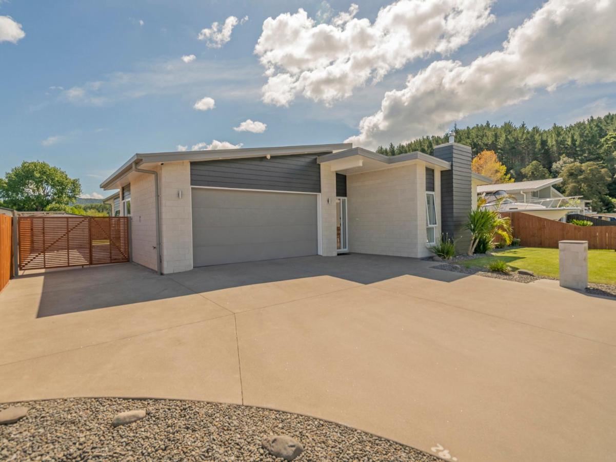 Modern Beach Pad - Whitianga Holiday Home Bagian luar foto