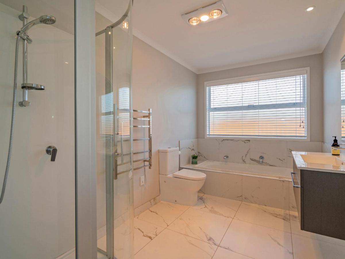 Modern Beach Pad - Whitianga Holiday Home Bagian luar foto